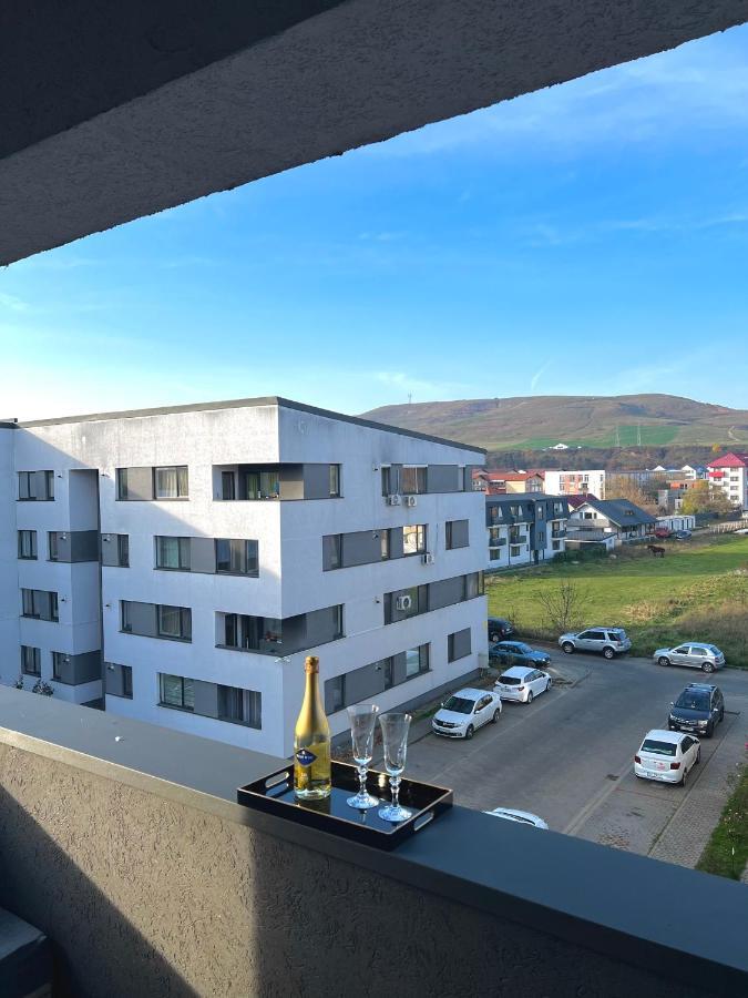 Luxurious Accommodation Floreşti Exteriér fotografie